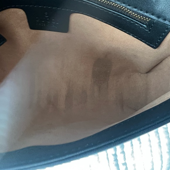 GUCCI GG MARMONT SMALL SHOULDER BAG - Picture 13 of 17